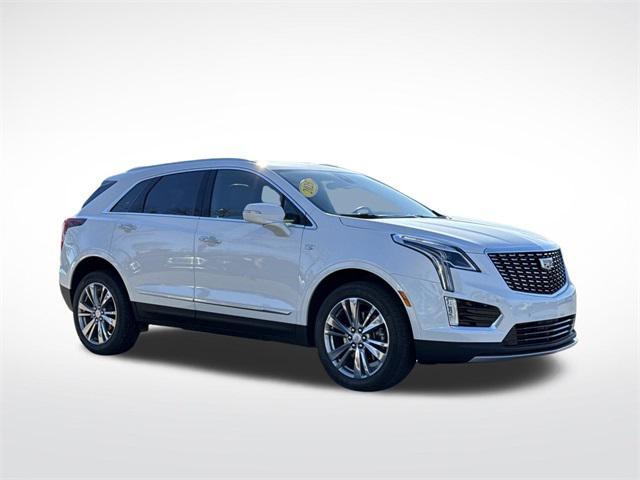 used 2025 Cadillac XT5 car, priced at $42,700