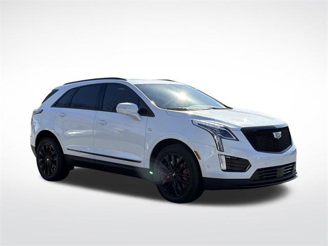 used 2022 Cadillac XT5 car, priced at $36,270