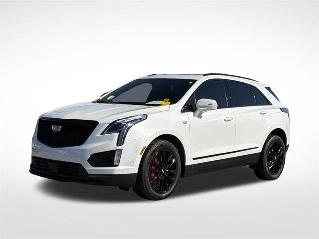 used 2022 Cadillac XT5 car, priced at $36,270
