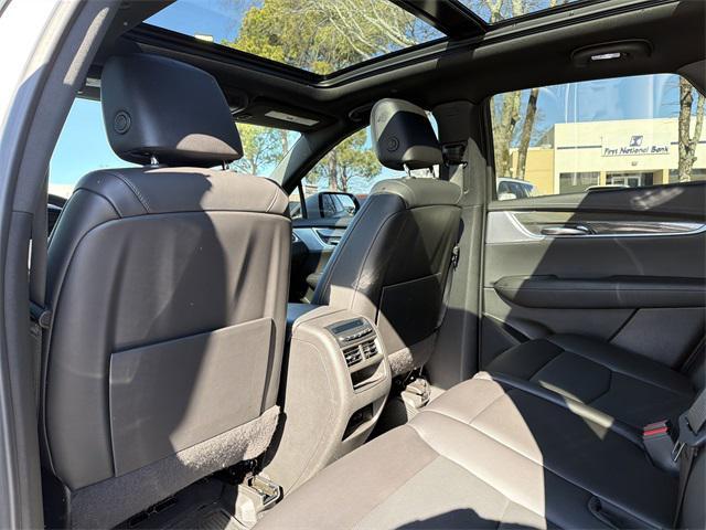 used 2022 Cadillac XT5 car, priced at $36,270