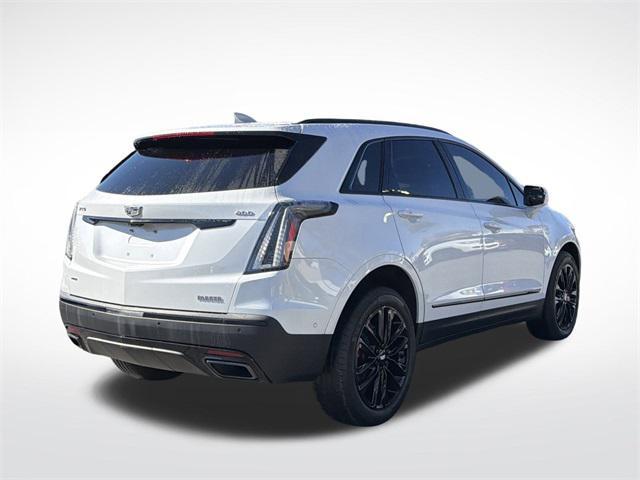 used 2022 Cadillac XT5 car, priced at $36,270