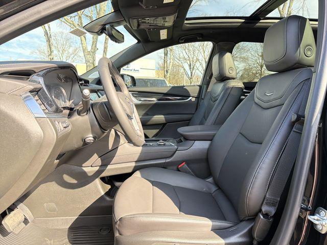 new 2026 Cadillac XT5 car, priced at $60,715