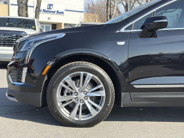 new 2026 Cadillac XT5 car, priced at $60,715