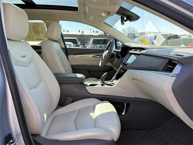 used 2017 Cadillac XT5 car, priced at $19,800