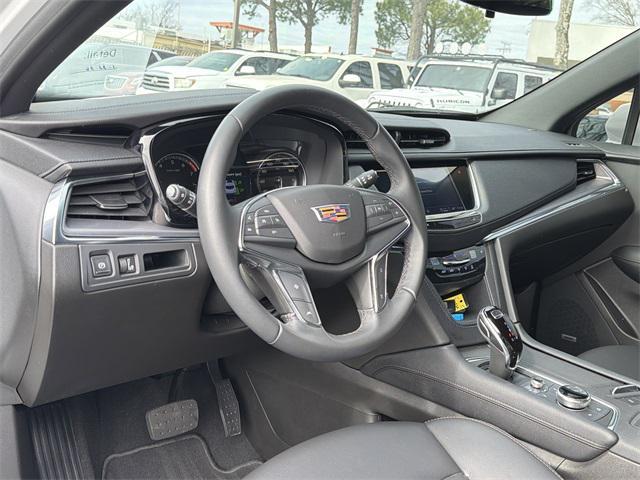 used 2023 Cadillac XT5 car, priced at $29,800