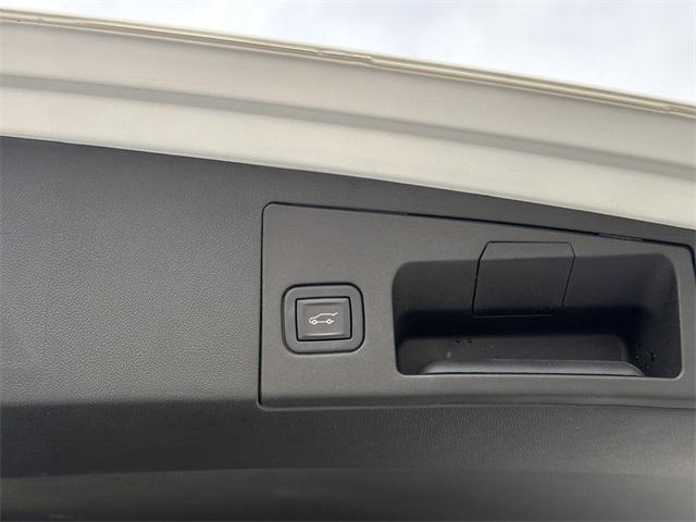 used 2023 Cadillac XT5 car, priced at $29,800