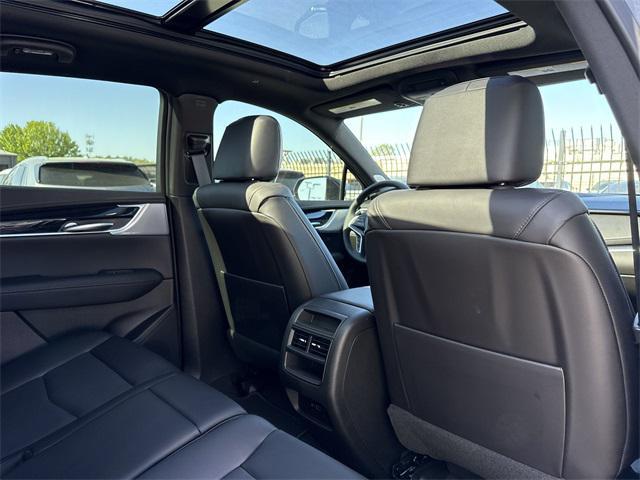 new 2025 Cadillac XT5 car, priced at $54,765