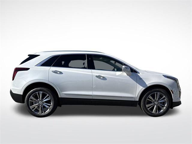 new 2026 Cadillac XT5 car, priced at $62,120