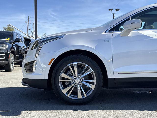 new 2026 Cadillac XT5 car, priced at $62,120