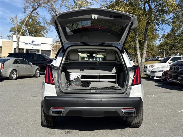new 2026 Cadillac XT5 car, priced at $62,120