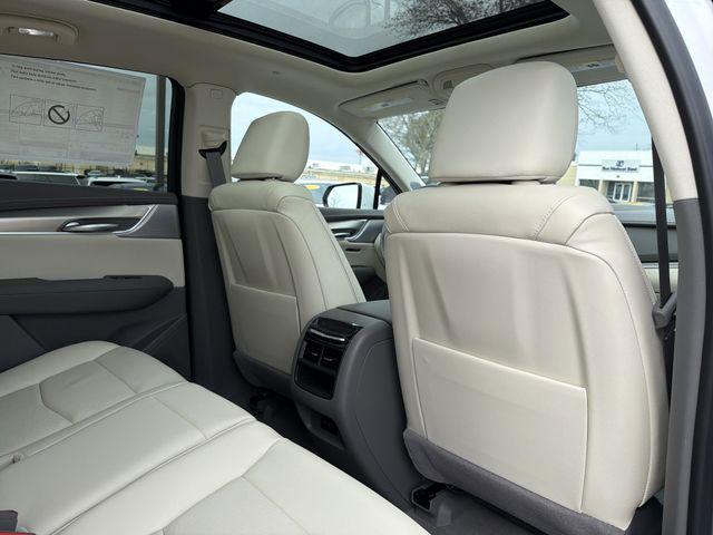 new 2026 Cadillac XT5 car, priced at $63,120