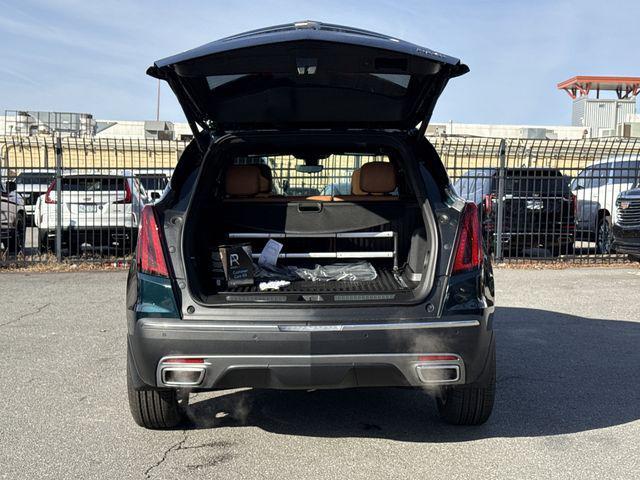new 2026 Cadillac XT5 car, priced at $59,770