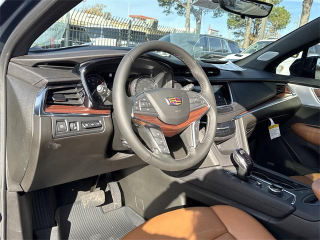 new 2026 Cadillac XT5 car, priced at $59,770
