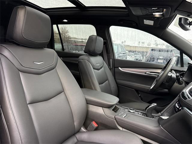 new 2025 Cadillac XT6 car, priced at $51,675