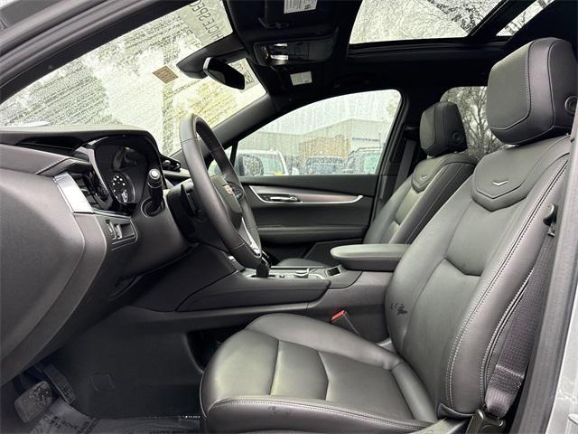 new 2025 Cadillac XT6 car, priced at $51,675