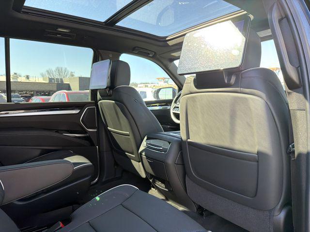 new 2026 Cadillac Escalade car, priced at $115,435