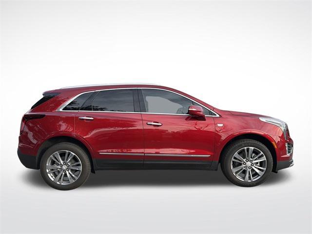 new 2025 Cadillac XT5 car, priced at $58,190