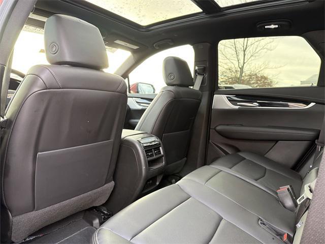 new 2025 Cadillac XT5 car, priced at $58,190