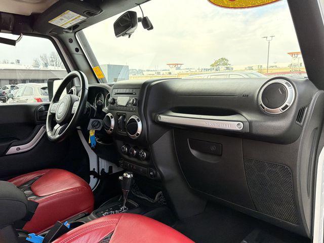 used 2016 Jeep Wrangler Unlimited car, priced at $26,800