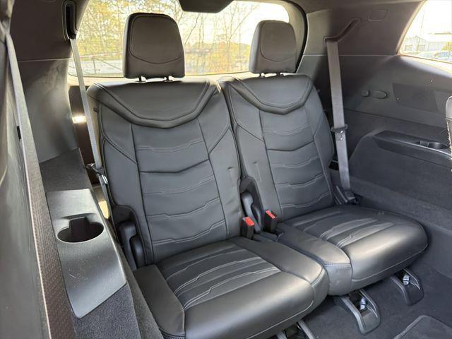 used 2022 Cadillac XT6 car, priced at $37,890