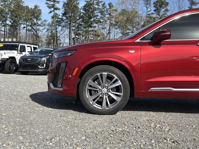 used 2022 Cadillac XT6 car, priced at $37,890