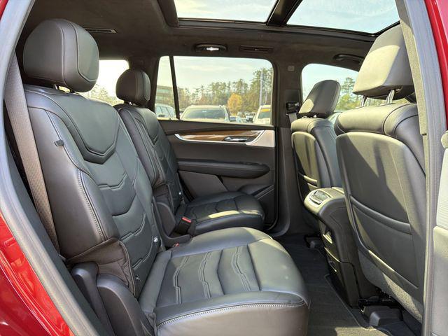 used 2022 Cadillac XT6 car, priced at $37,890