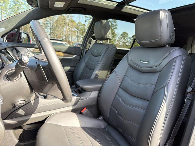 used 2022 Cadillac XT6 car, priced at $37,890