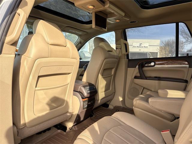 used 2011 Buick Enclave car, priced at $7,500