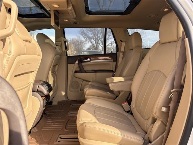 used 2011 Buick Enclave car, priced at $7,500