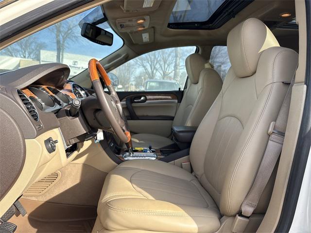 used 2011 Buick Enclave car, priced at $7,500