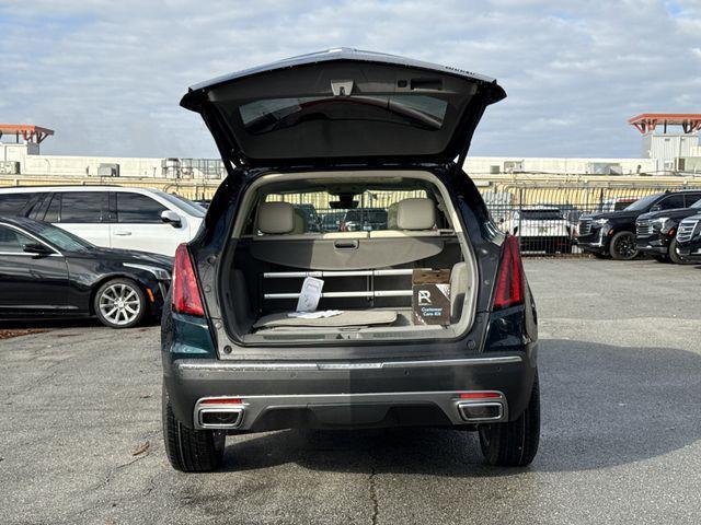 new 2026 Cadillac XT5 car, priced at $59,095