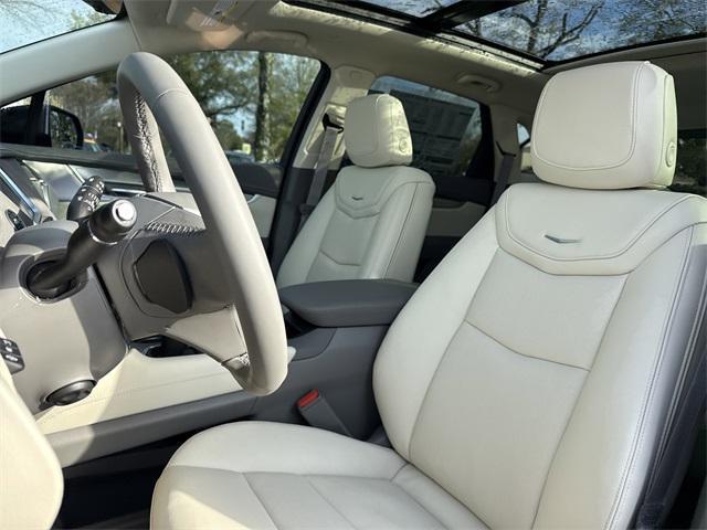 new 2026 Cadillac XT5 car, priced at $59,095