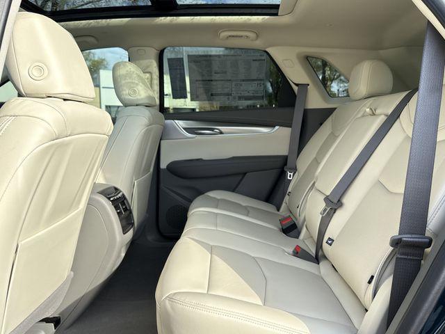 new 2026 Cadillac XT5 car, priced at $59,095