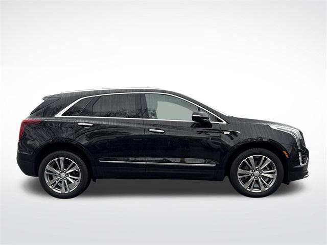 used 2025 Cadillac XT5 car, priced at $43,800