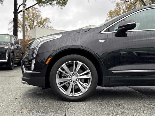 used 2025 Cadillac XT5 car, priced at $43,800