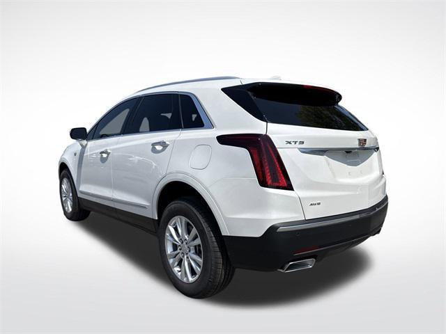 new 2025 Cadillac XT5 car, priced at $49,220