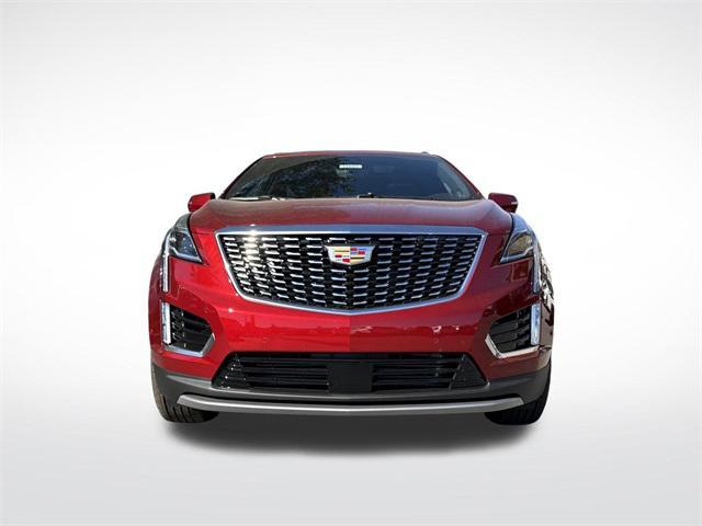 new 2025 Cadillac XT5 car, priced at $60,720