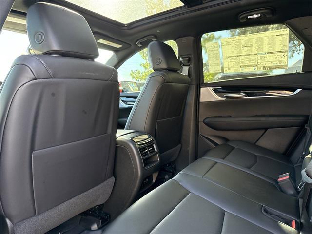 new 2025 Cadillac XT5 car, priced at $60,720