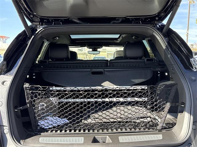 new 2026 Cadillac XT5 car, priced at $59,520