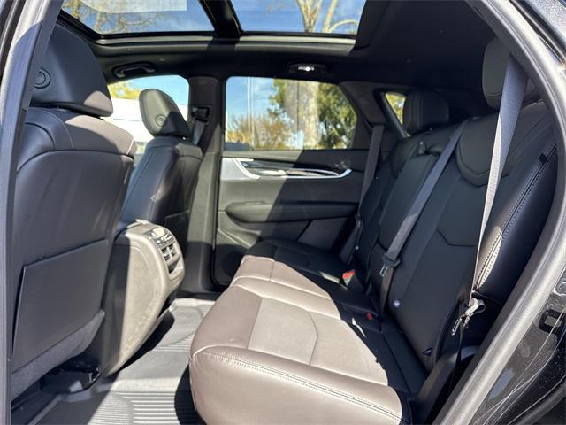 new 2026 Cadillac XT5 car, priced at $59,520