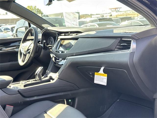 new 2026 Cadillac XT5 car, priced at $59,520