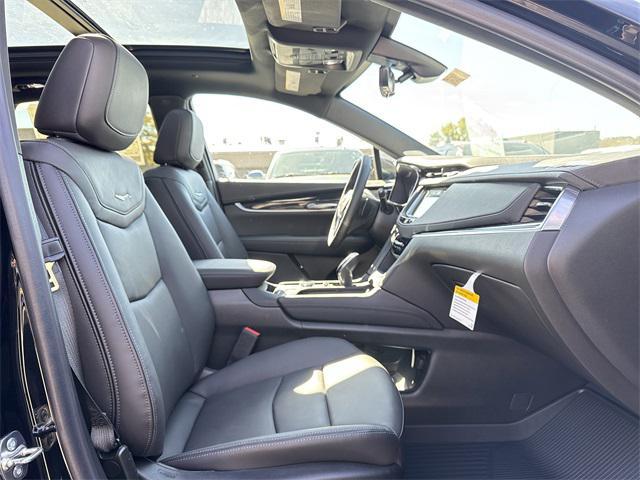 new 2026 Cadillac XT5 car, priced at $59,520