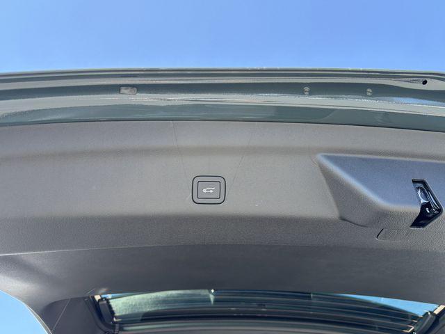 new 2026 Cadillac Escalade ESV car