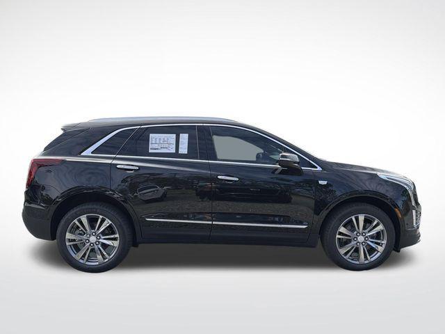new 2026 Cadillac XT5 car, priced at $60,420