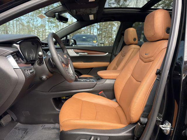 new 2026 Cadillac XT5 car, priced at $60,420