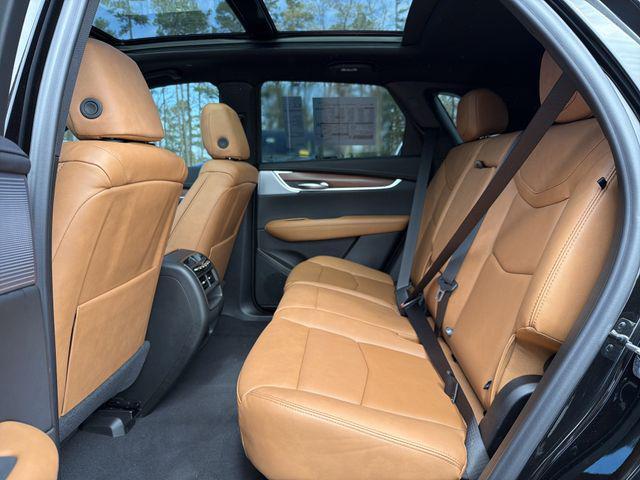 new 2026 Cadillac XT5 car, priced at $60,420