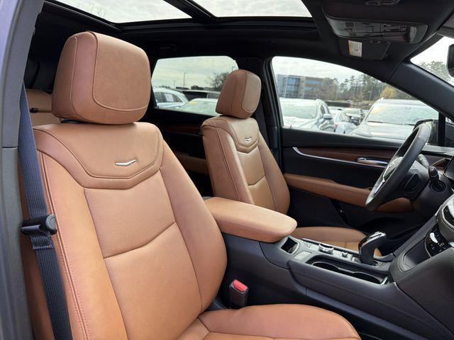 new 2026 Cadillac XT5 car, priced at $60,420