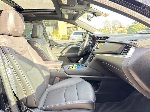 new 2025 Cadillac XT5 car, priced at $59,165