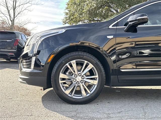 new 2025 Cadillac XT5 car, priced at $59,165