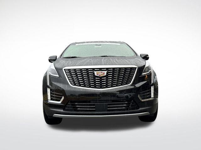 new 2025 Cadillac XT5 car, priced at $58,070